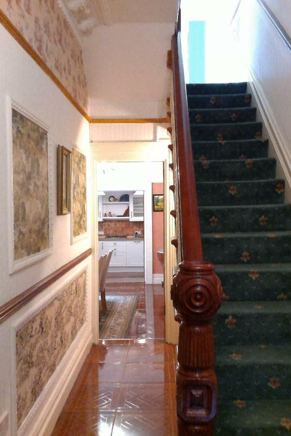 Beautiful Victorian House Hotel Cardiff Buitenkant foto
