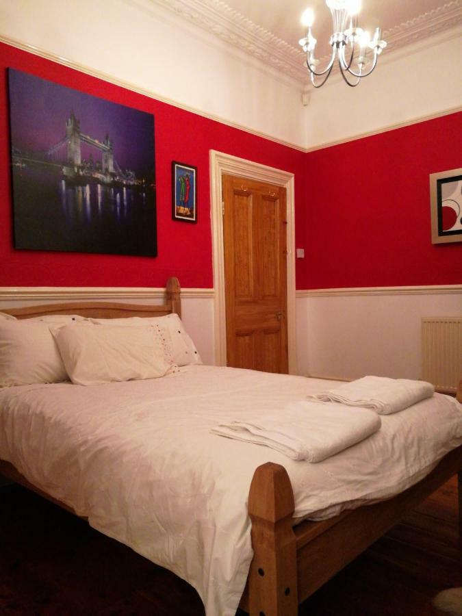 Beautiful Victorian House Hotel Cardiff Buitenkant foto